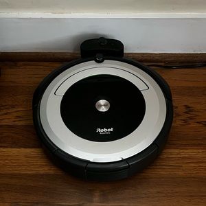 iRobot Roomba 675